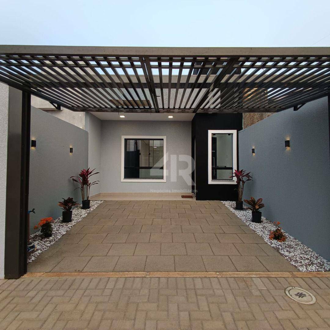 Casa à venda com 2 quartos, 60m² - Foto 1