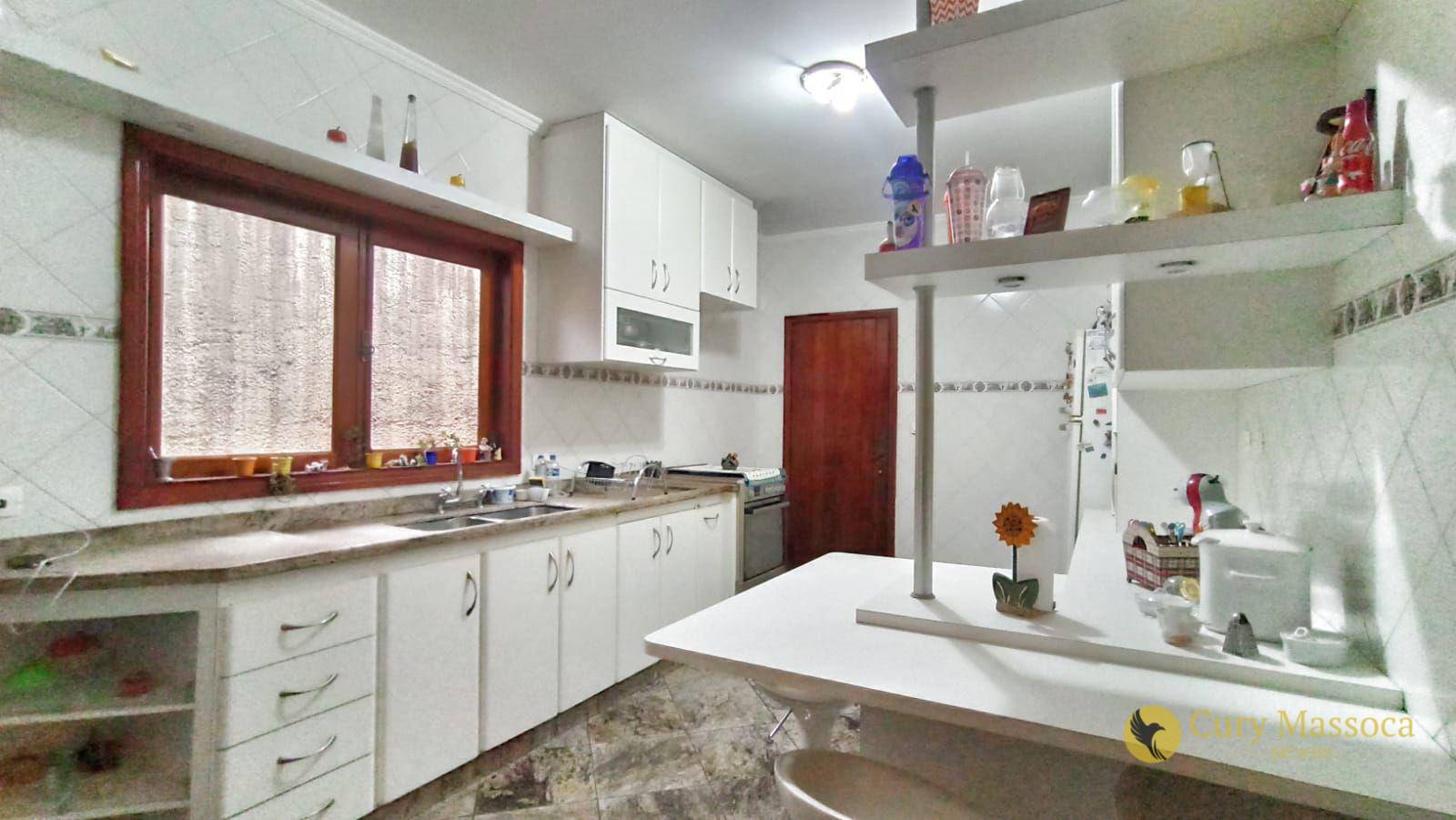 Casa de Condomínio para alugar com 3 quartos, 220m² - Foto 11