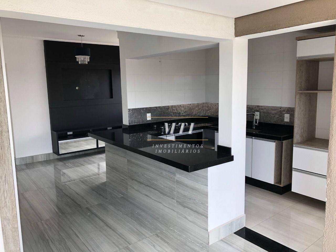 Apartamento à venda com 2 quartos, 74m² - Foto 1