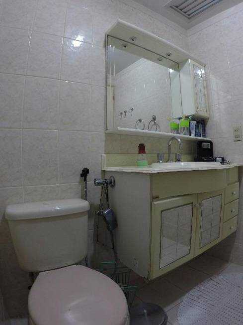 Apartamento à venda com 2 quartos, 60m² - Foto 2