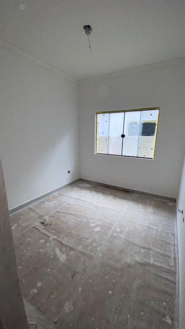 Casa à venda com 3 quartos, 78m² - Foto 15