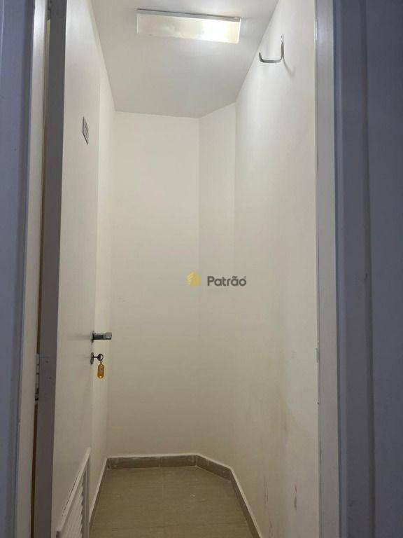 Apartamento à venda com 3 quartos, 97m² - Foto 29