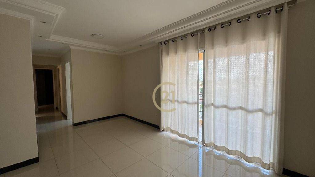 Apartamento para alugar com 3 quartos, 183m² - Foto 5