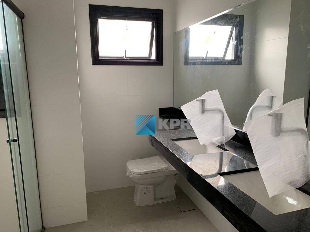 Casa de Condomínio à venda com 4 quartos, 235m² - Foto 5