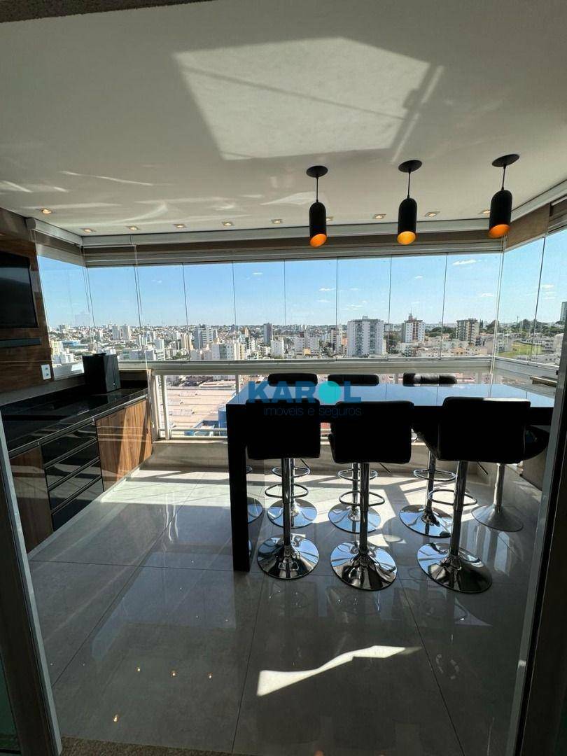 Apartamento à venda com 3 quartos, 97m² - Foto 8