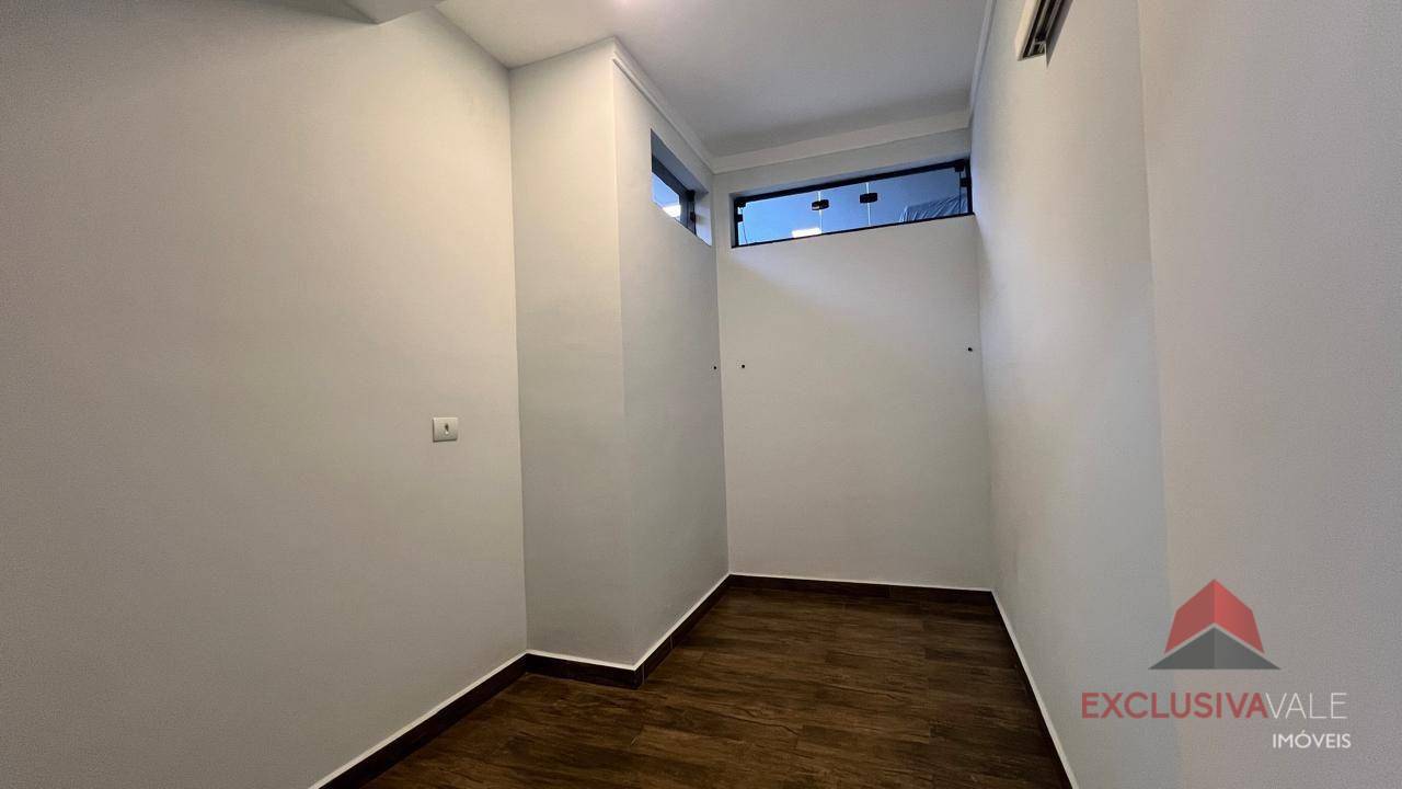 Casa para alugar com 3 quartos, 380m² - Foto 15