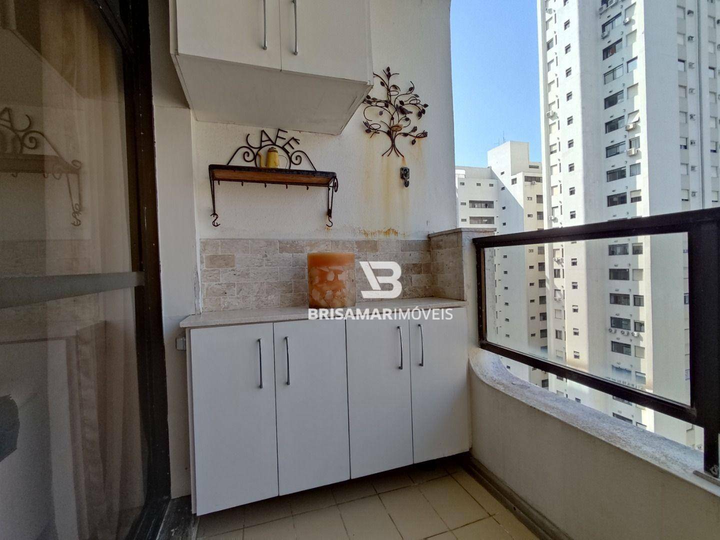 Apartamento à venda com 3 quartos, 97m² - Foto 11