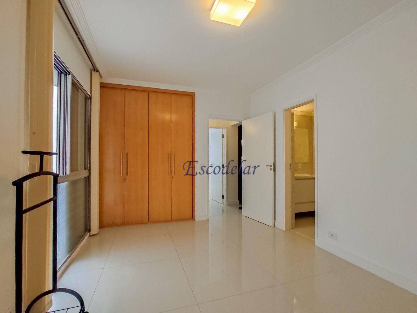 Apartamento à venda com 4 quartos, 150m² - Foto 21