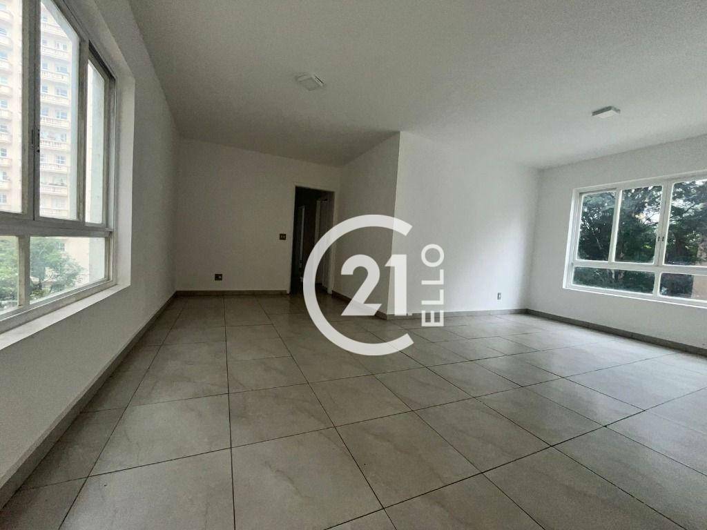Apartamento para alugar com 3 quartos, 157m² - Foto 1