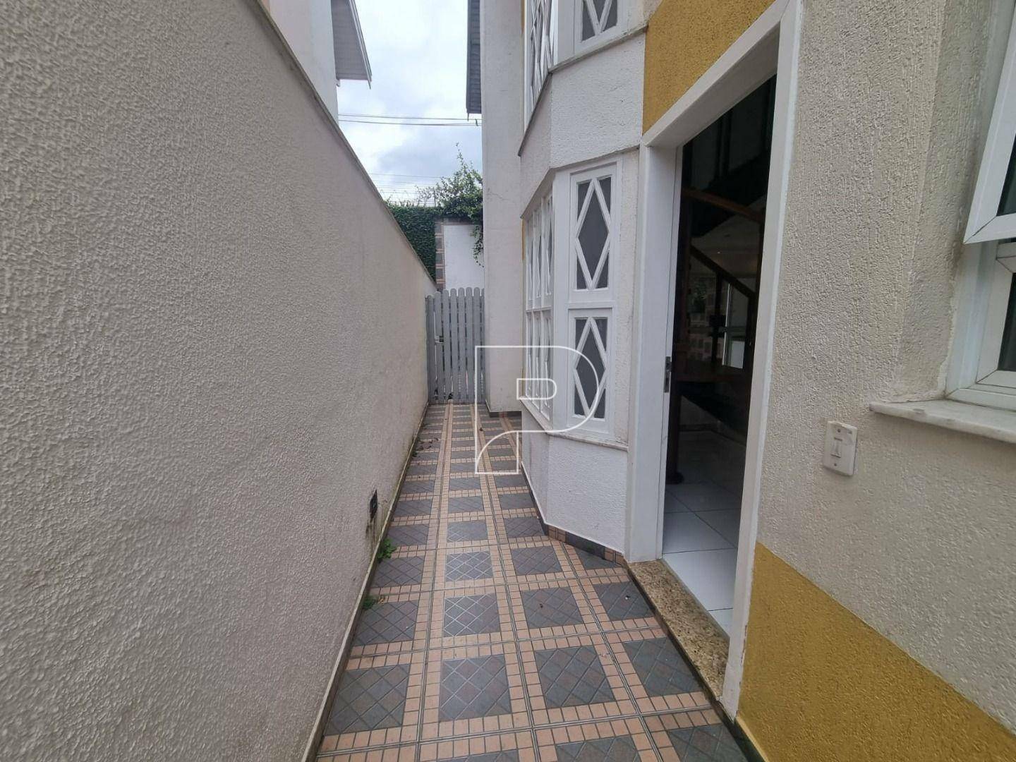 Casa de Condomínio à venda com 3 quartos, 183m² - Foto 4