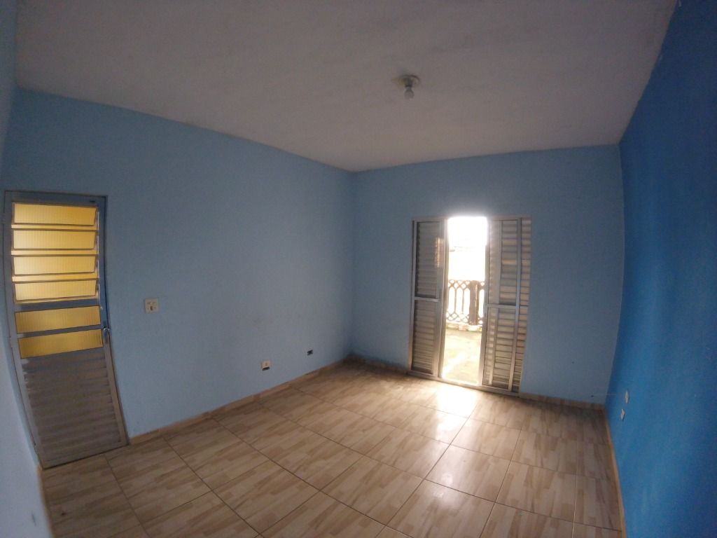 Casa à venda com 4 quartos, 180m² - Foto 13