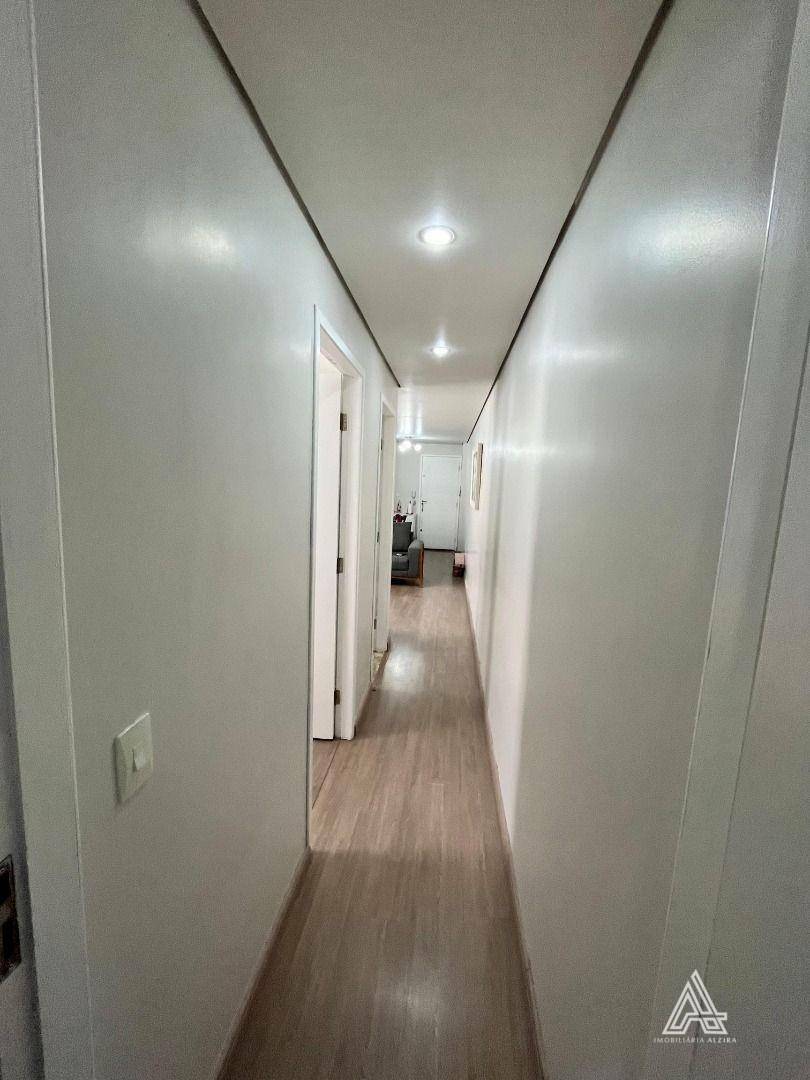 Apartamento à venda com 2 quartos, 63m² - Foto 32