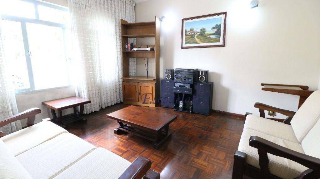 Sobrado à venda com 3 quartos, 228m² - Foto 3