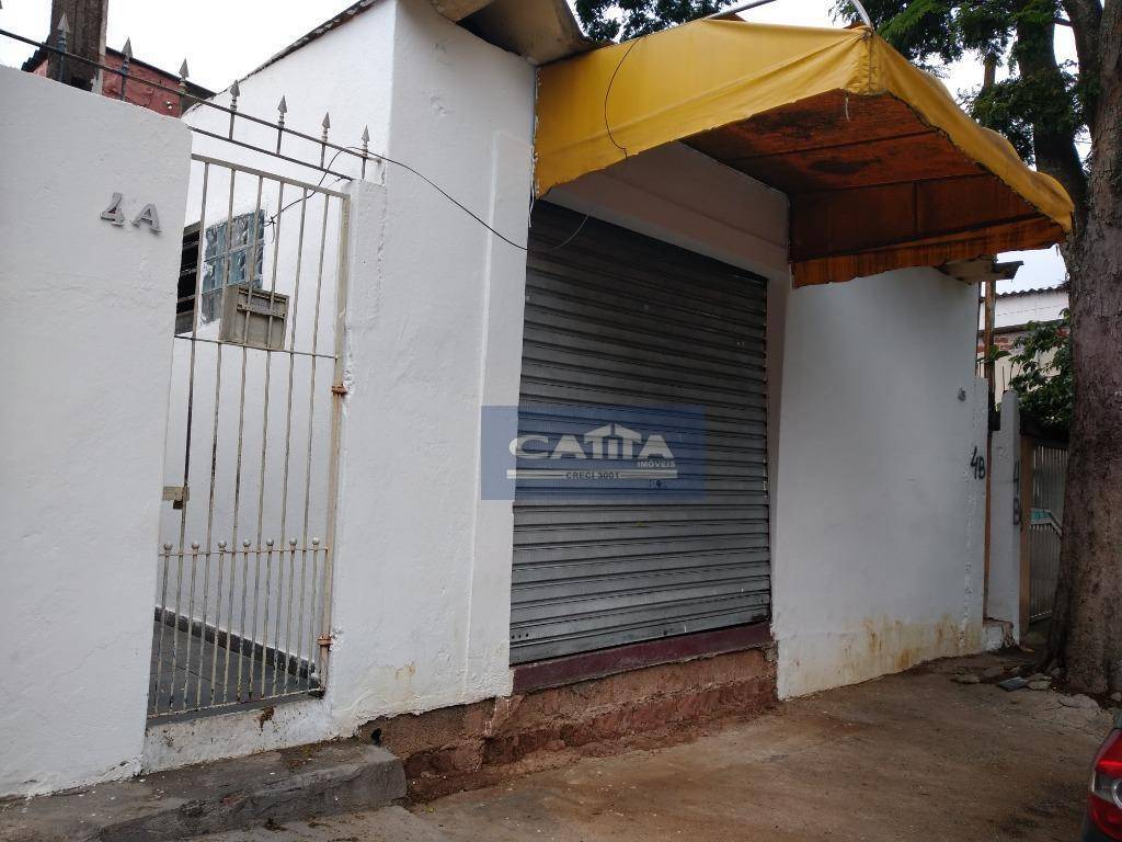 Casa à venda com 3 quartos, 300m² - Foto 1