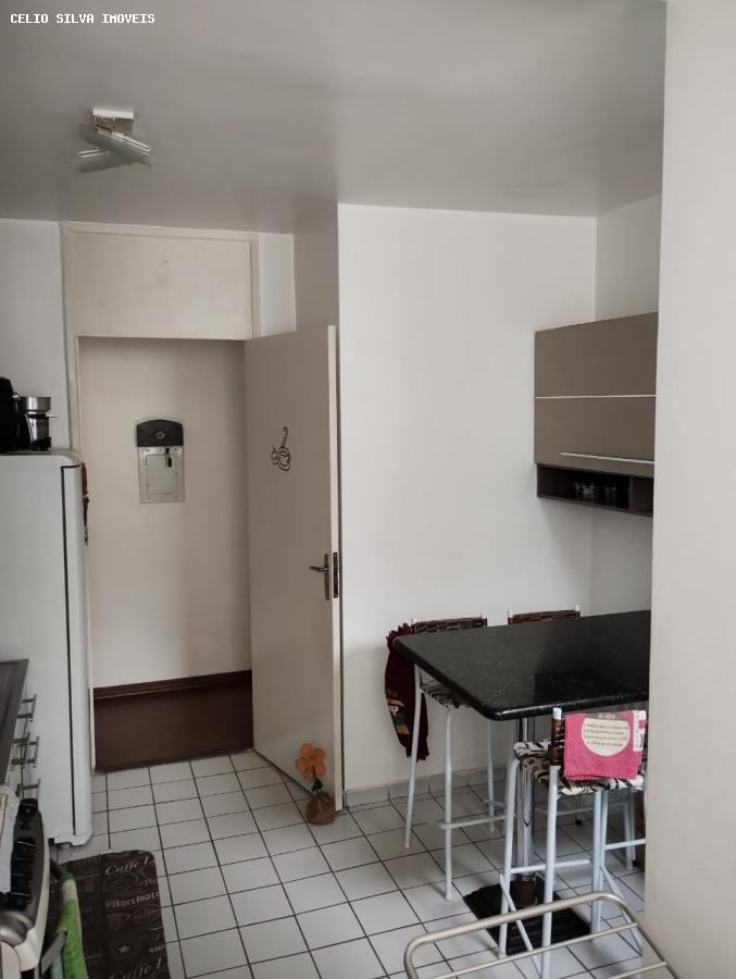 Apartamento à venda com 2 quartos, 65m² - Foto 6