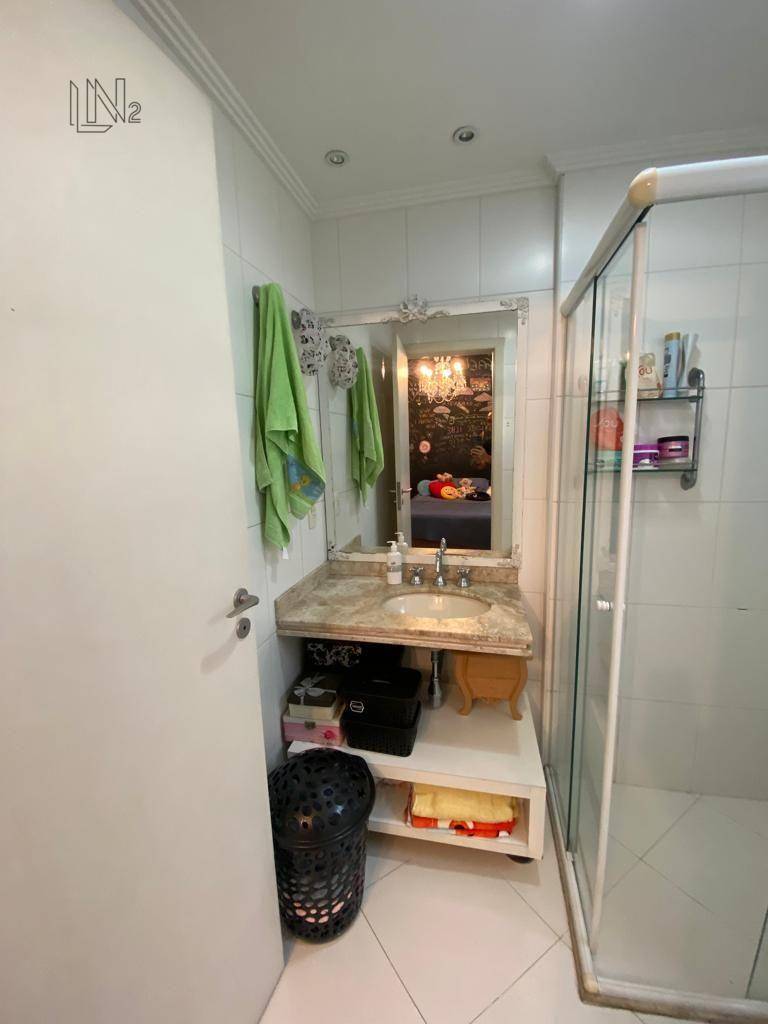 Apartamento à venda com 4 quartos, 145m² - Foto 40