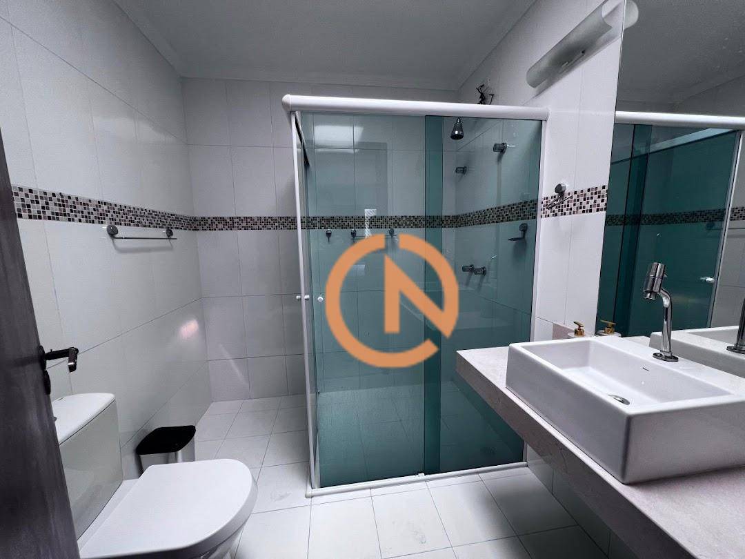 Apartamento à venda com 4 quartos, 217m² - Foto 12