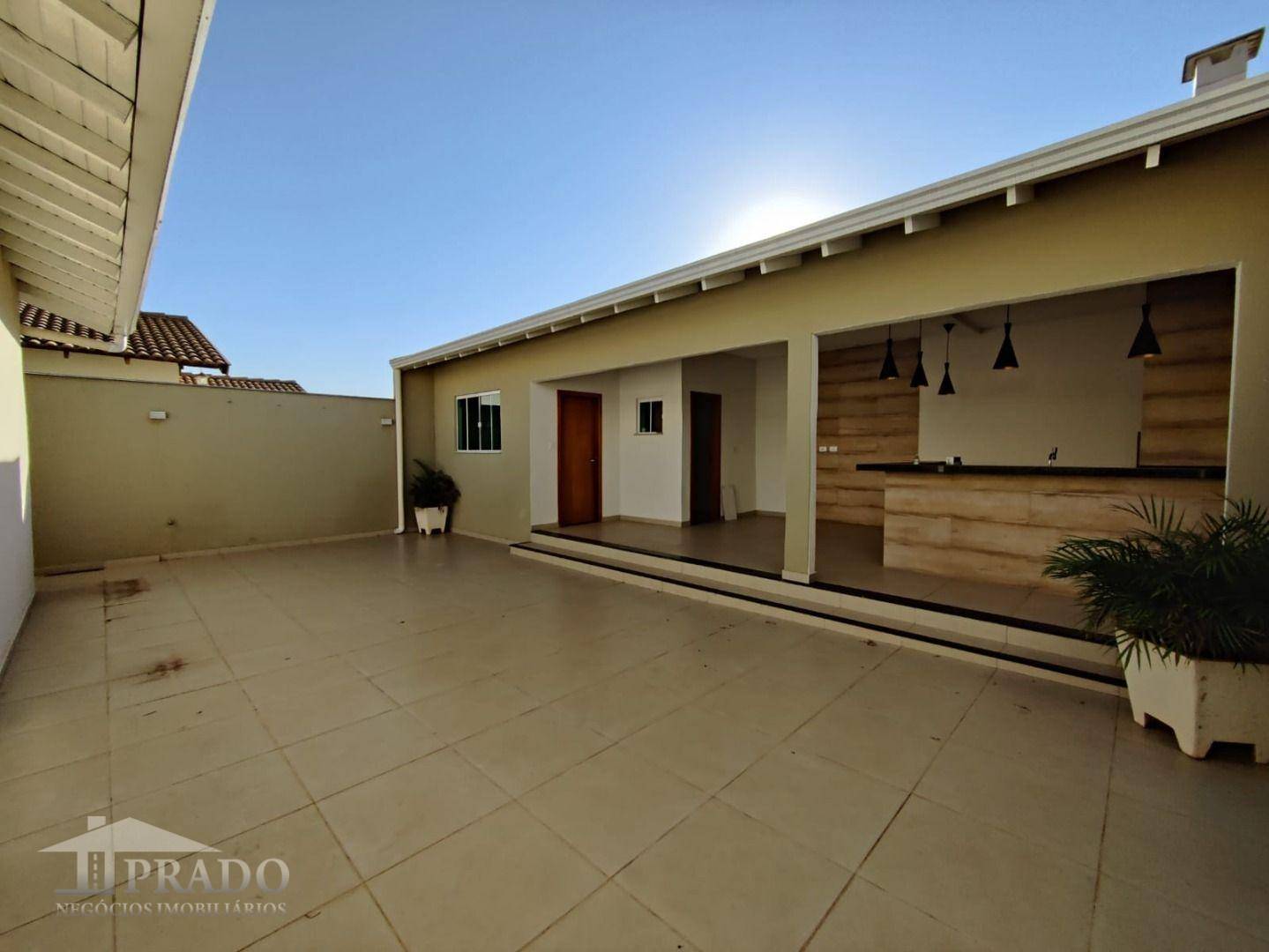 Casa para alugar com 3 quartos, 153m² - Foto 29