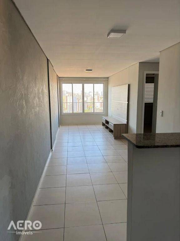 Apartamento à venda com 2 quartos, 61m² - Foto 7