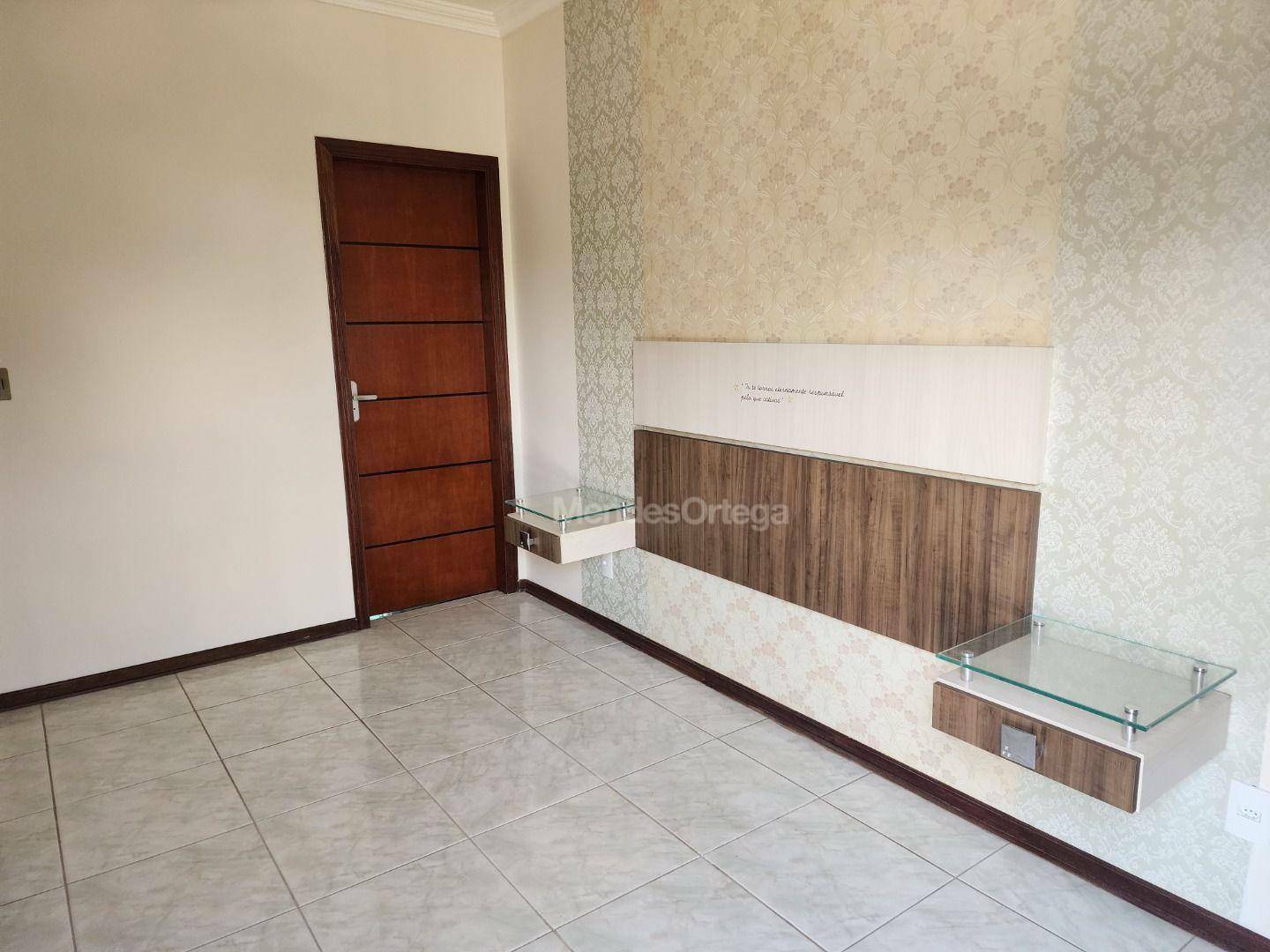 Casa de Condomínio para alugar com 3 quartos, 250m² - Foto 18