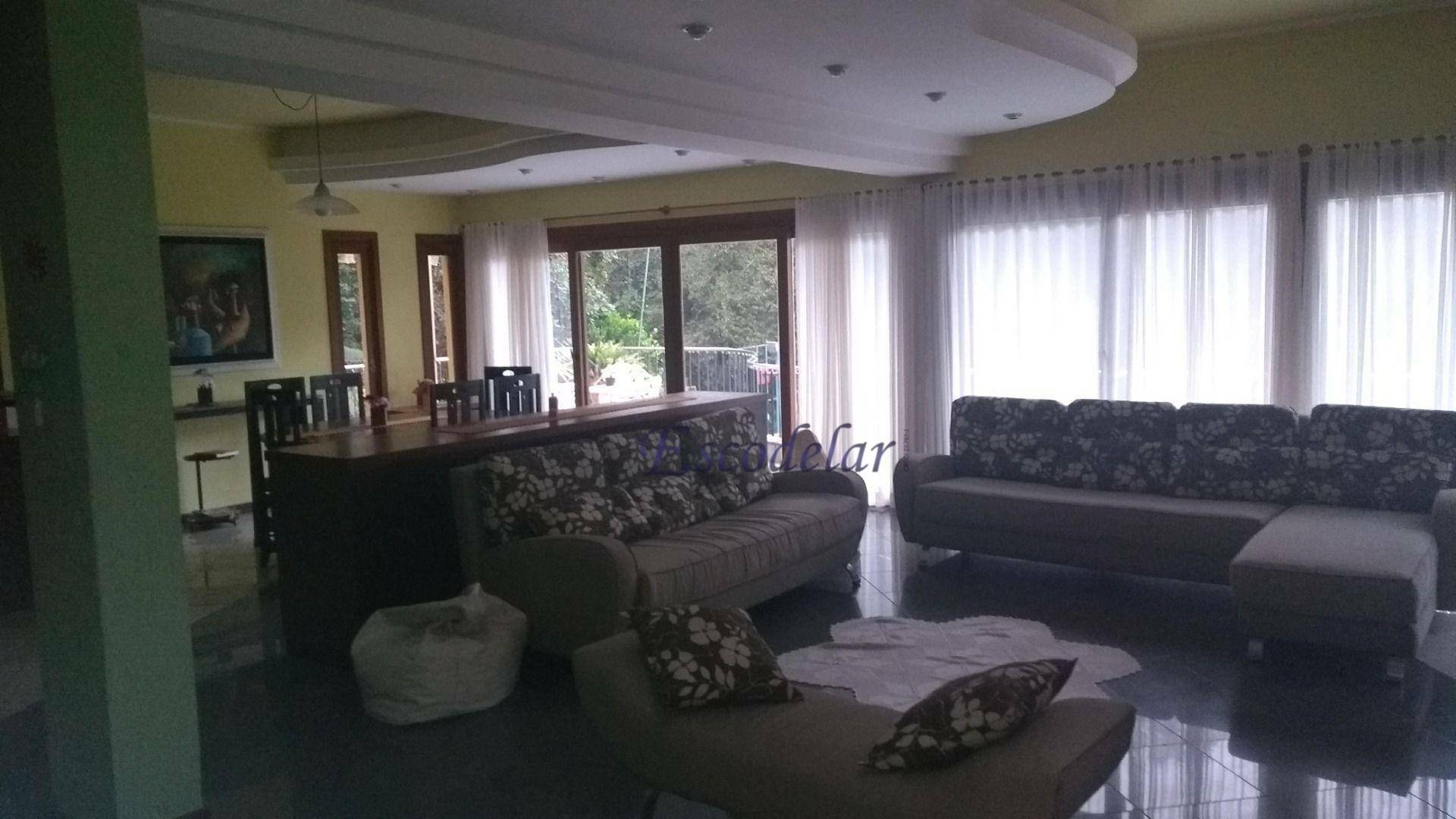 Casa para alugar com 4 quartos, 493m² - Foto 13