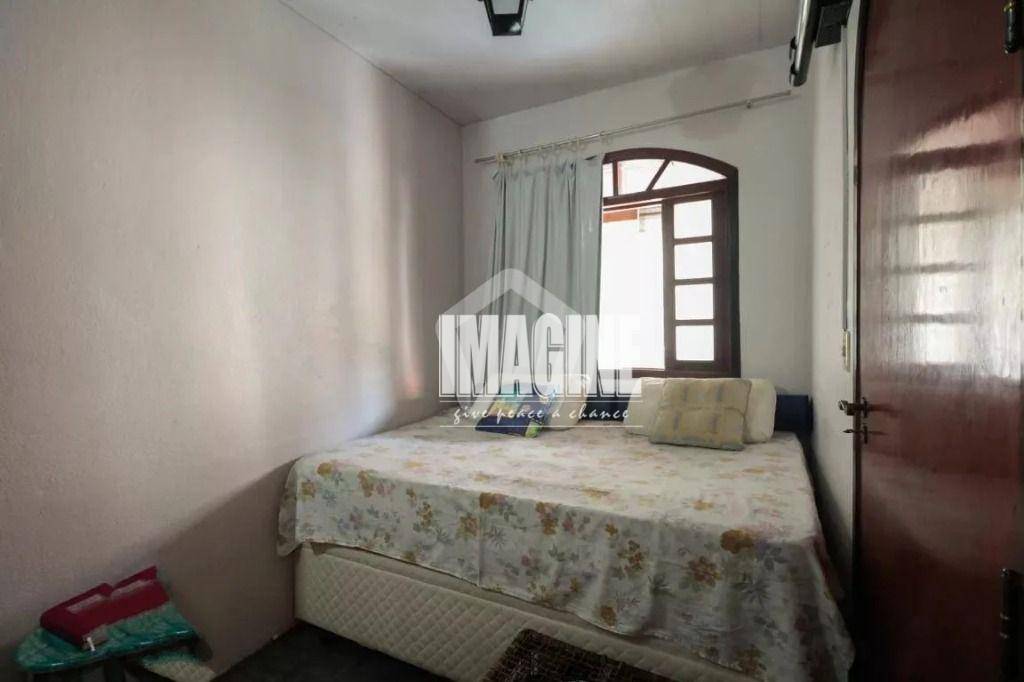 Sobrado à venda com 4 quartos, 300m² - Foto 7