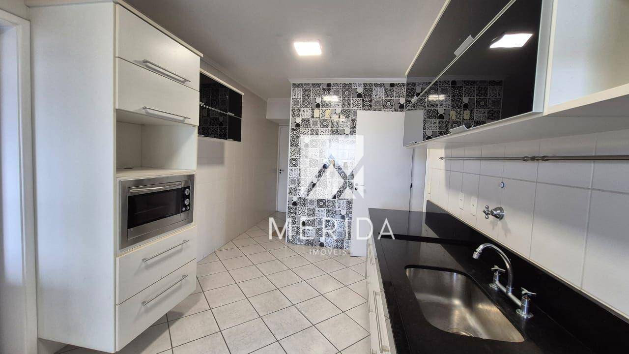 Apartamento para alugar com 3 quartos, 144m² - Foto 13