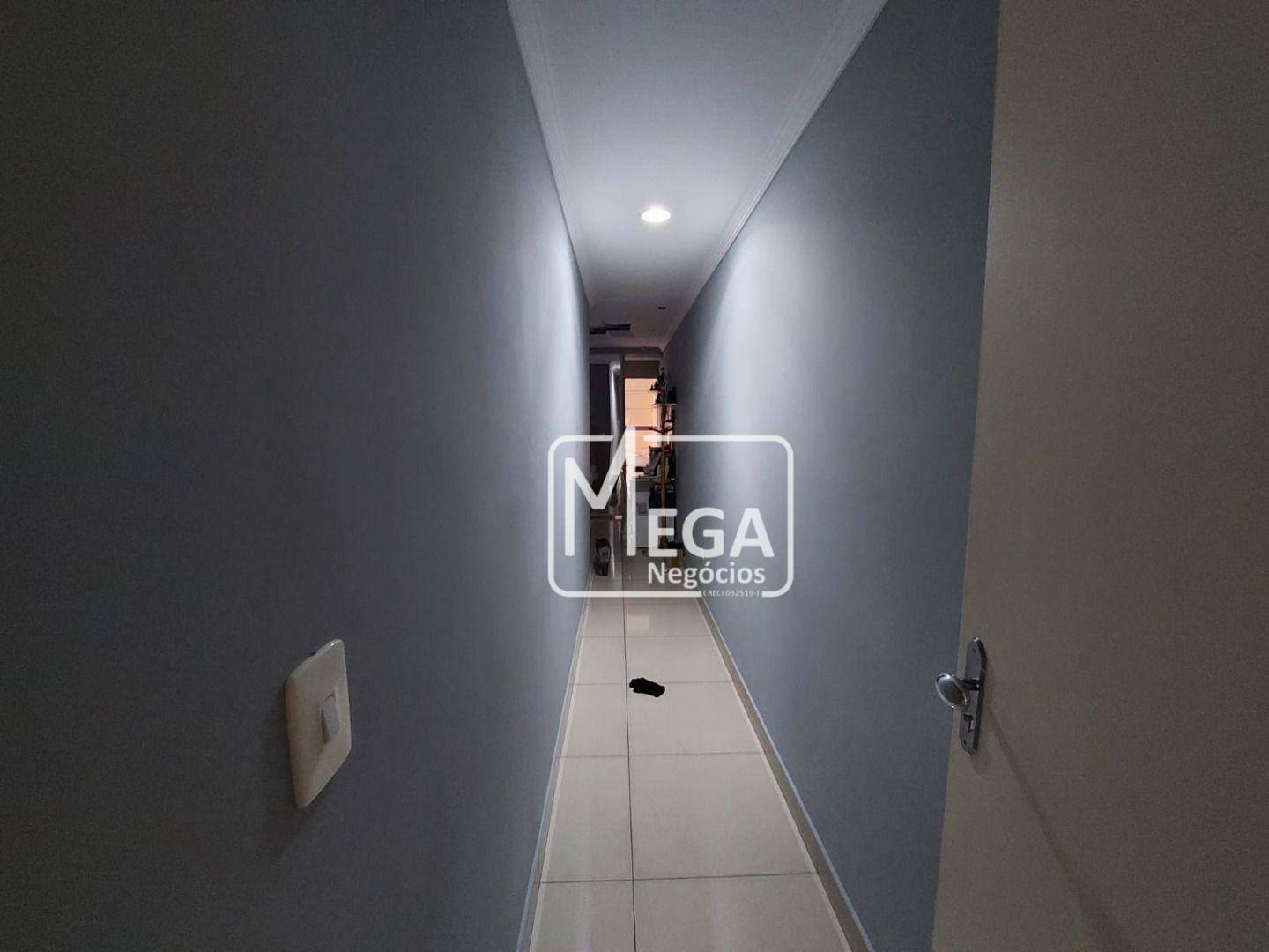 Casa à venda com 3 quartos, 285m² - Foto 3