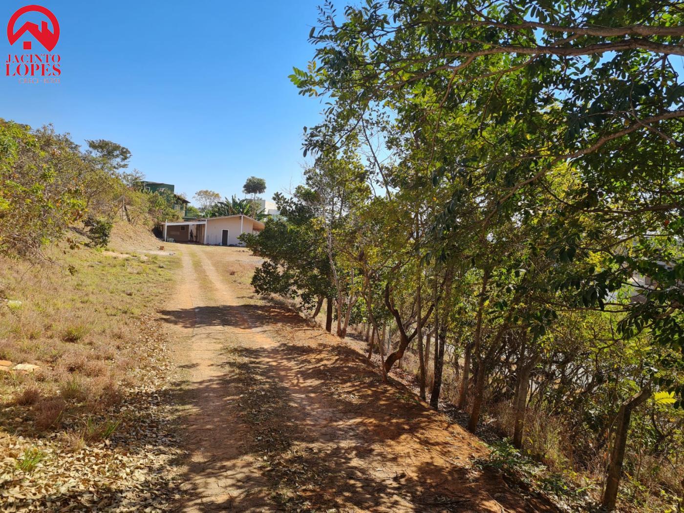 Casa à venda com 3 quartos, 200m² - Foto 14