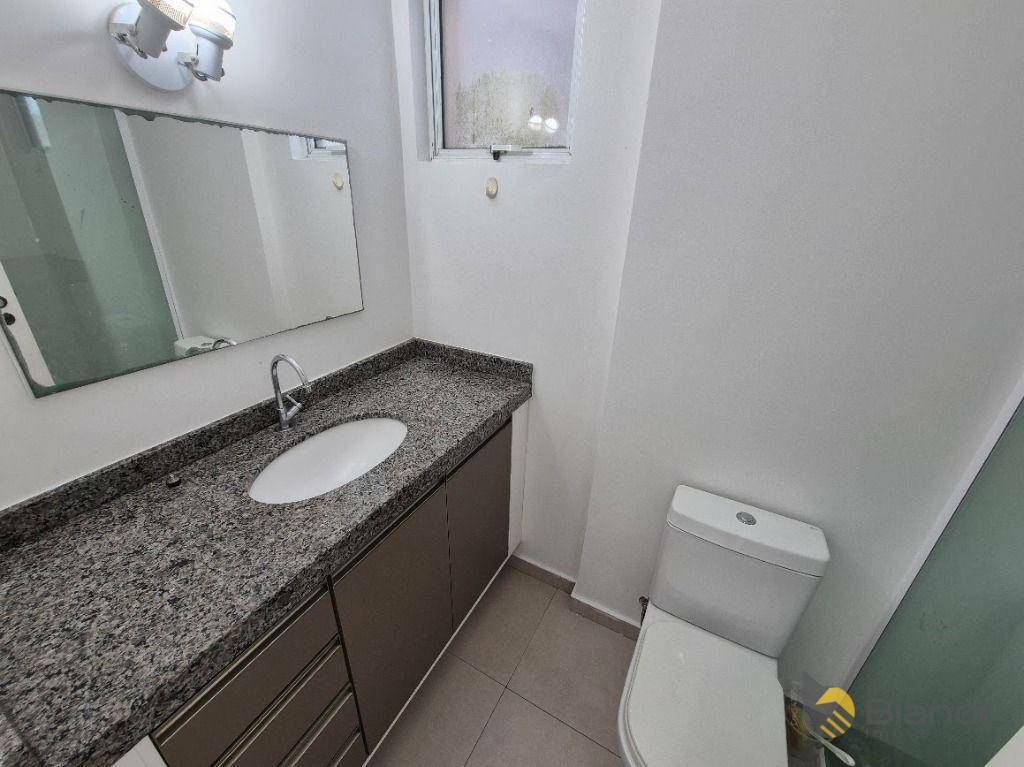 Apartamento para alugar com 3 quartos, 75m² - Foto 14