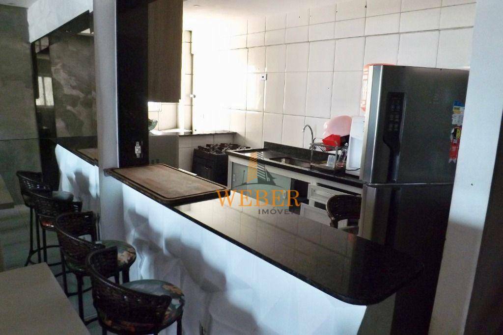 Apartamento à venda com 2 quartos, 74m² - Foto 18