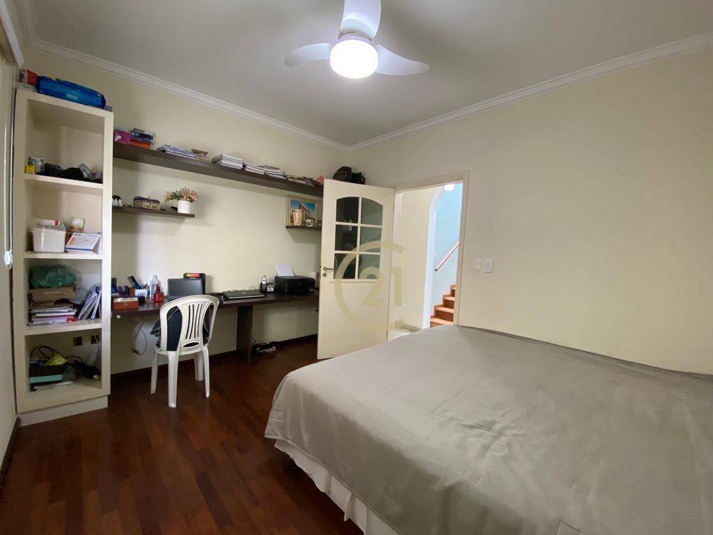 Casa de Condomínio à venda com 5 quartos, 295m² - Foto 13