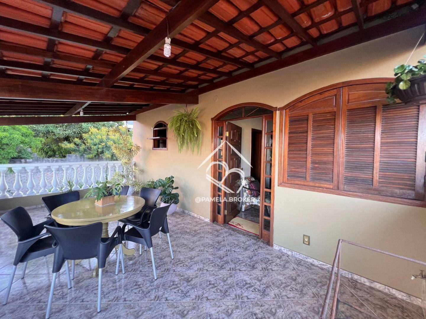 Casa à venda com 3 quartos, 230m² - Foto 8