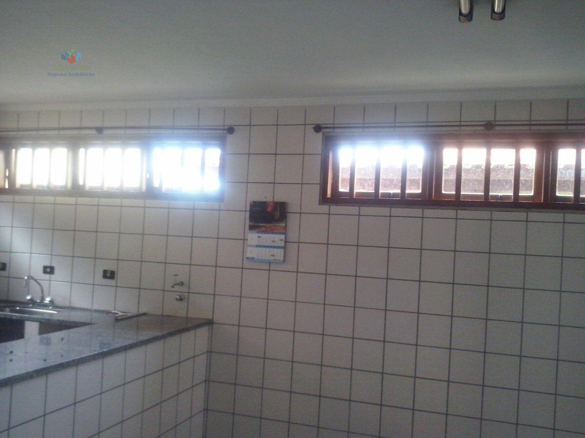 Sobrado à venda com 3 quartos, 150m² - Foto 17