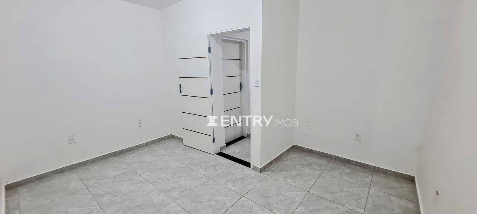 Casa à venda com 2 quartos, 110m² - Foto 9