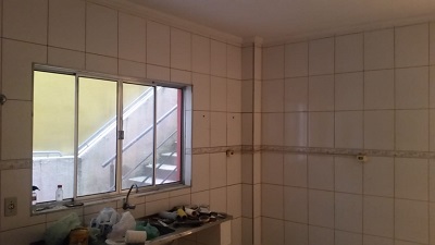 Casa para alugar com 2 quartos, 50m² - Foto 1