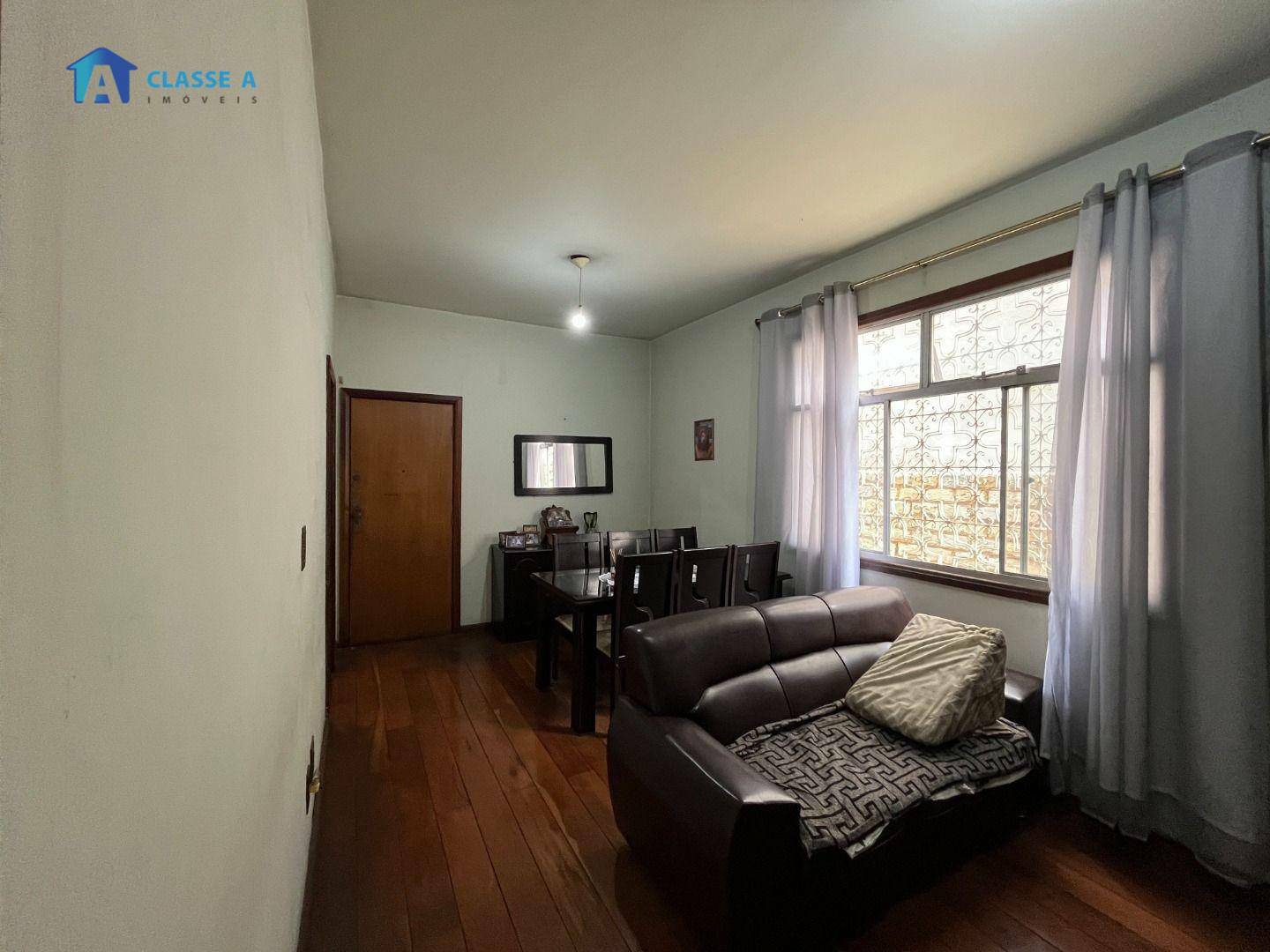 Apartamento à venda com 3 quartos, 160m² - Foto 1