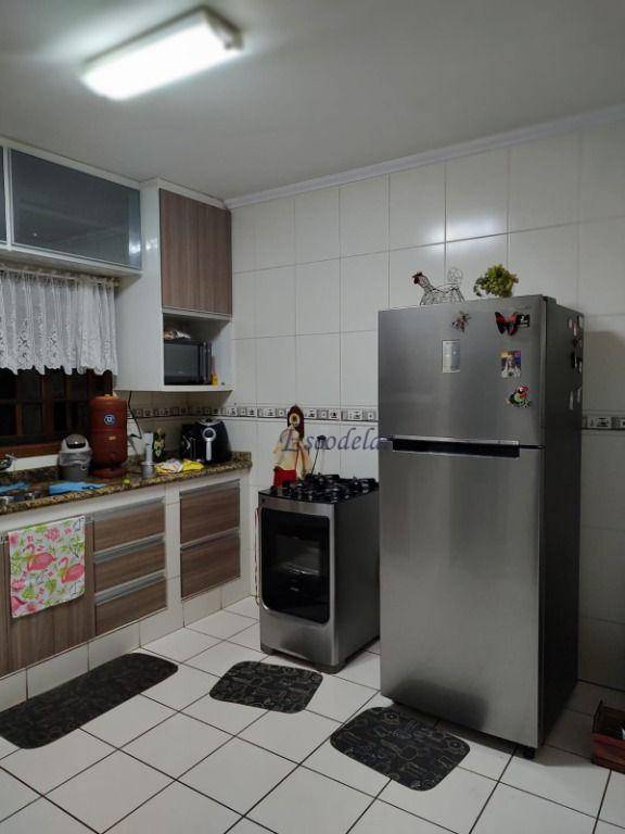 Casa de Condomínio à venda com 4 quartos, 200m² - Foto 19