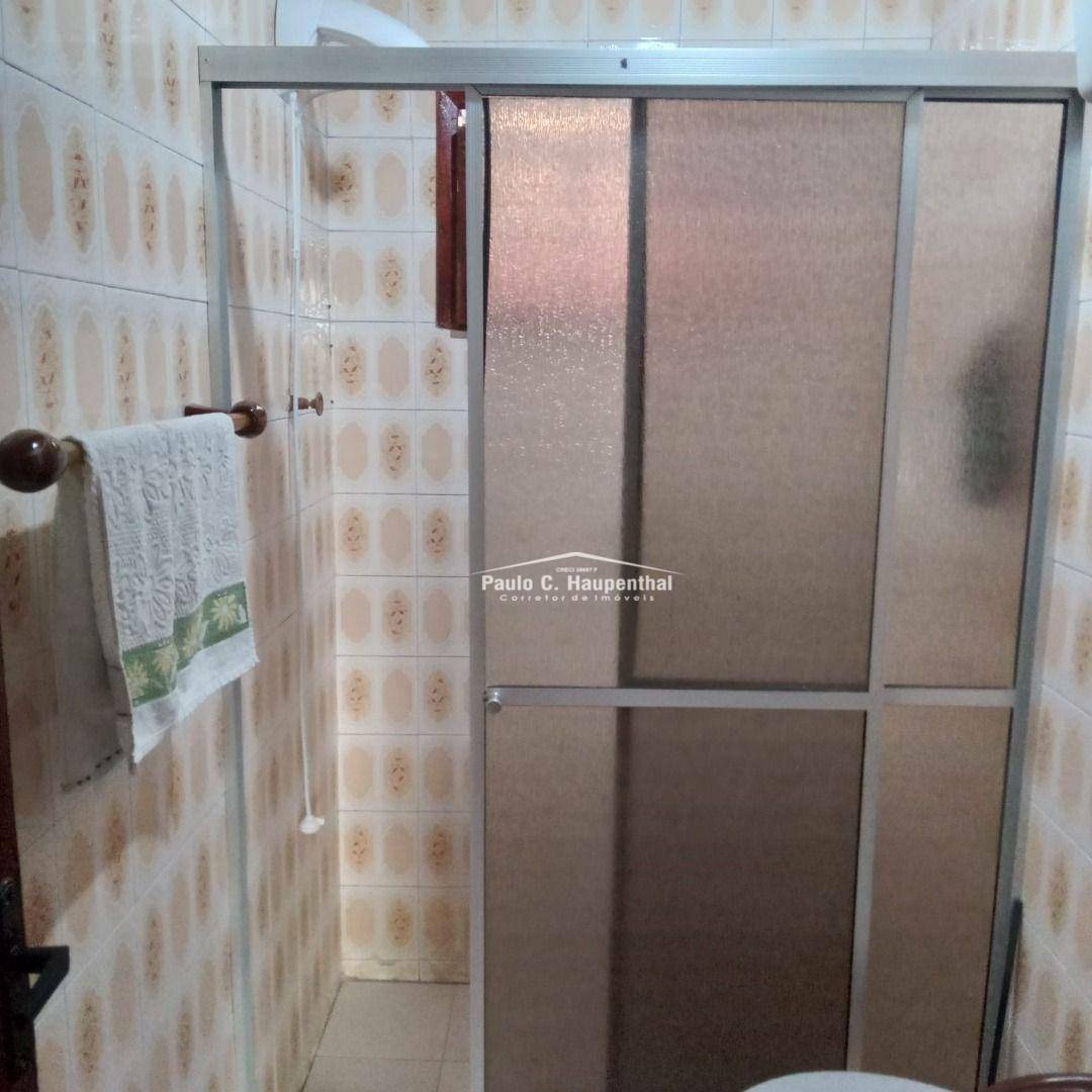 Casa à venda com 4 quartos, 220m² - Foto 11