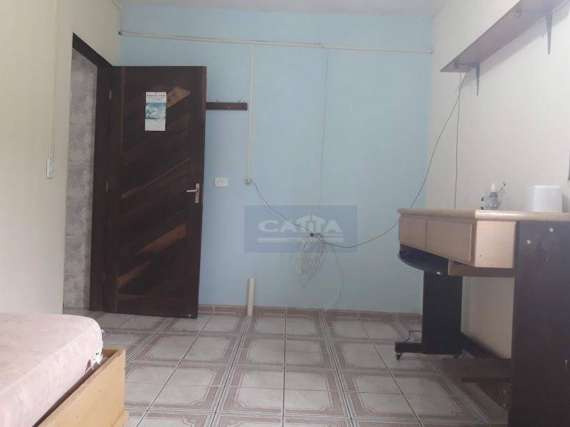 Sobrado à venda com 5 quartos, 200m² - Foto 11