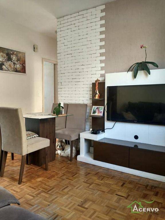 Apartamento à venda com 2 quartos, 62m² - Foto 5