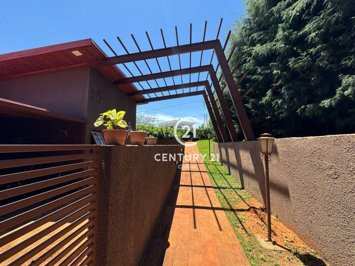 Casa de Condomínio à venda com 3 quartos, 300m² - Foto 8