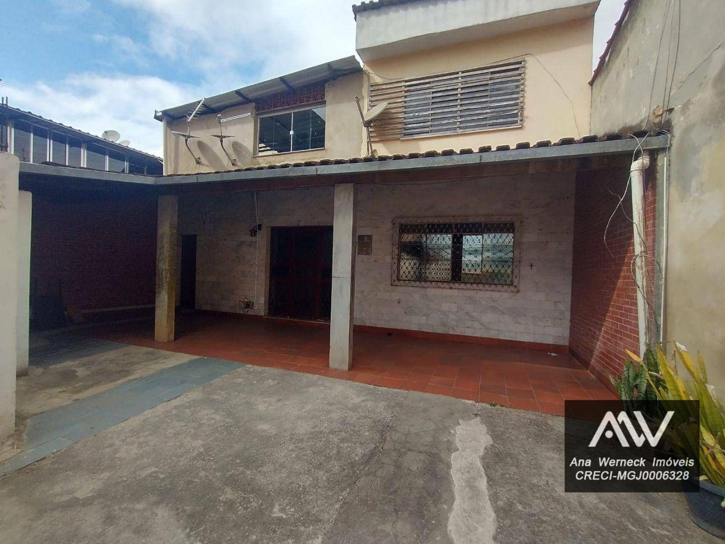 Casa à venda e aluguel com 4 quartos, 320m² - Foto 1