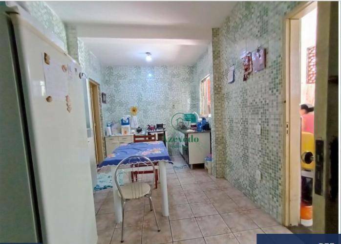 Sobrado à venda com 7 quartos, 300m² - Foto 5