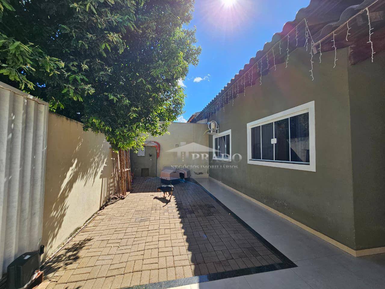 Casa, 3 quartos, 167 m² - Foto 2