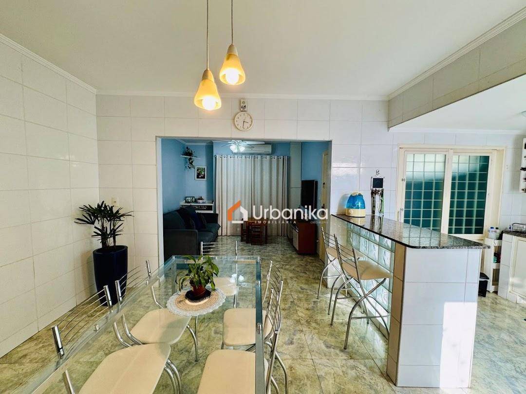 Casa, 2 quartos, 112 m² - Foto 3