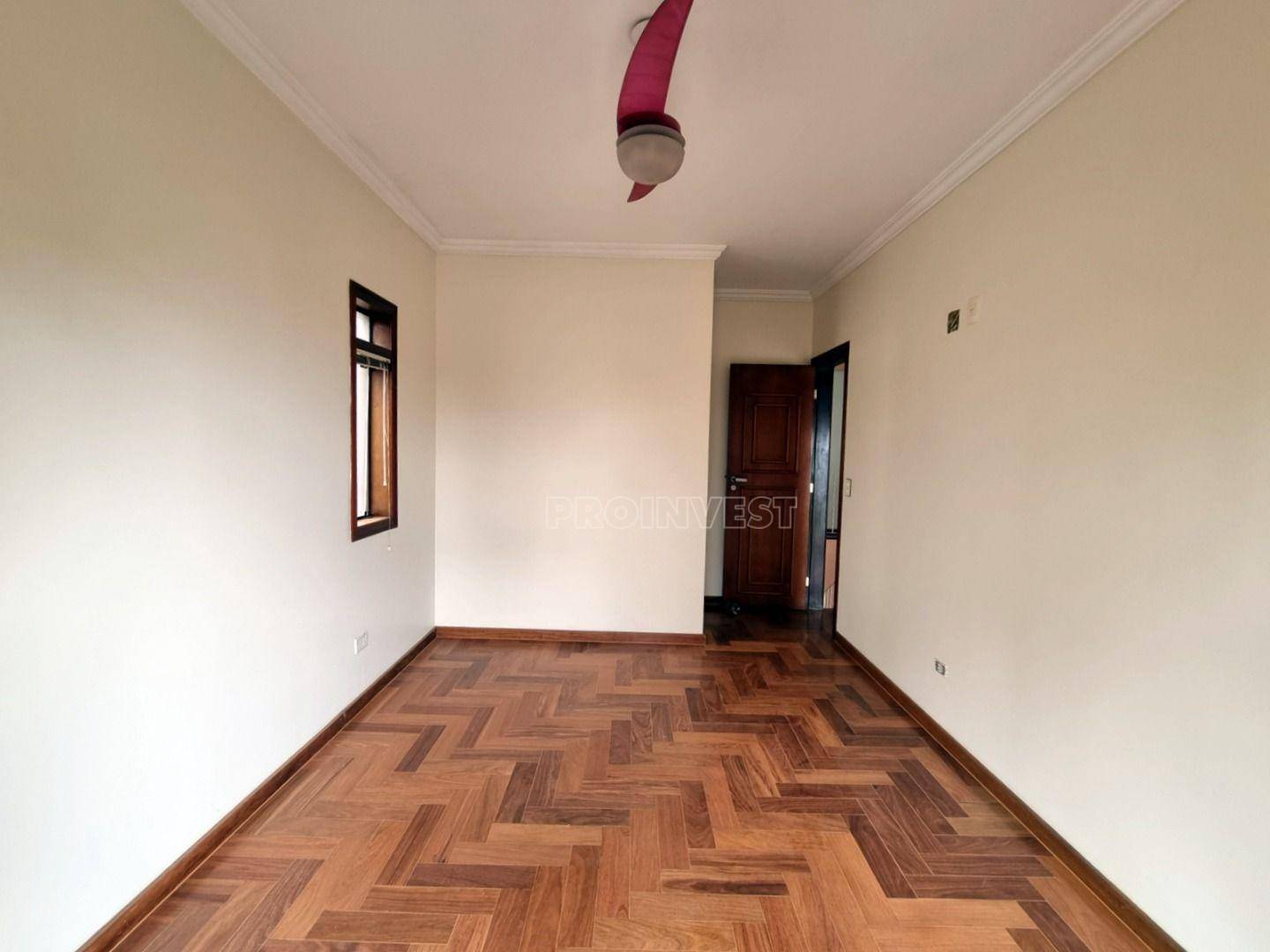 Casa à venda com 4 quartos, 360m² - Foto 35