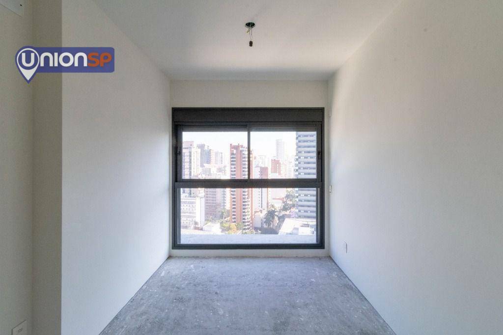 Apartamento à venda com 3 quartos, 179m² - Foto 11