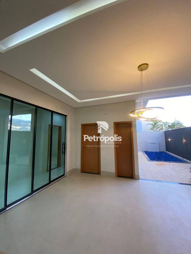 Casa à venda com 3 quartos, 205m² - Foto 14