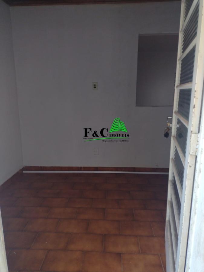 Casa à venda com 3 quartos, 200m² - Foto 8